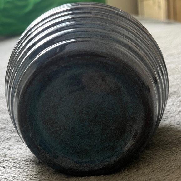 Ocean Blue Vase - Picture 2 of 4